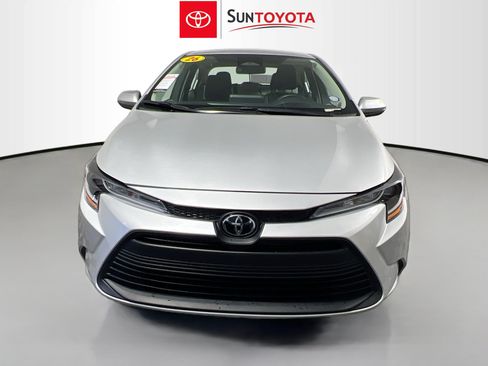 Used 2026 Toyota Corolla LE FWD image 10