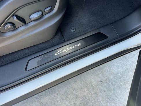 Certified 2026 Porsche Cayenne image 23