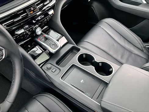 Certified 2026 Acura MDX FWD w/ Technology Package image 17