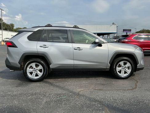 Used 2021 Toyota RAV4 XLE image 8