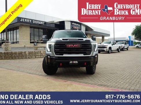 Used 2024 GMC Sierra 2500 AT4X AWD/4WD image 2