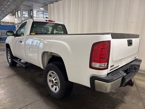 Used 2008 GMC Sierra 2500 W/T w/ Work Truck Preferred Package image 6