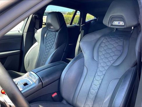 Used 2023 BMW X6 M AWD/4WD image 25