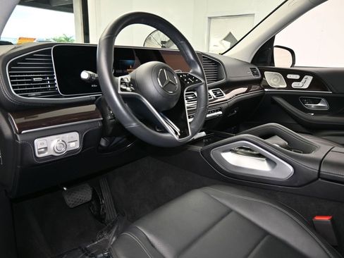 Used 2024 Mercedes-Benz GLE 450 4MATIC image 13