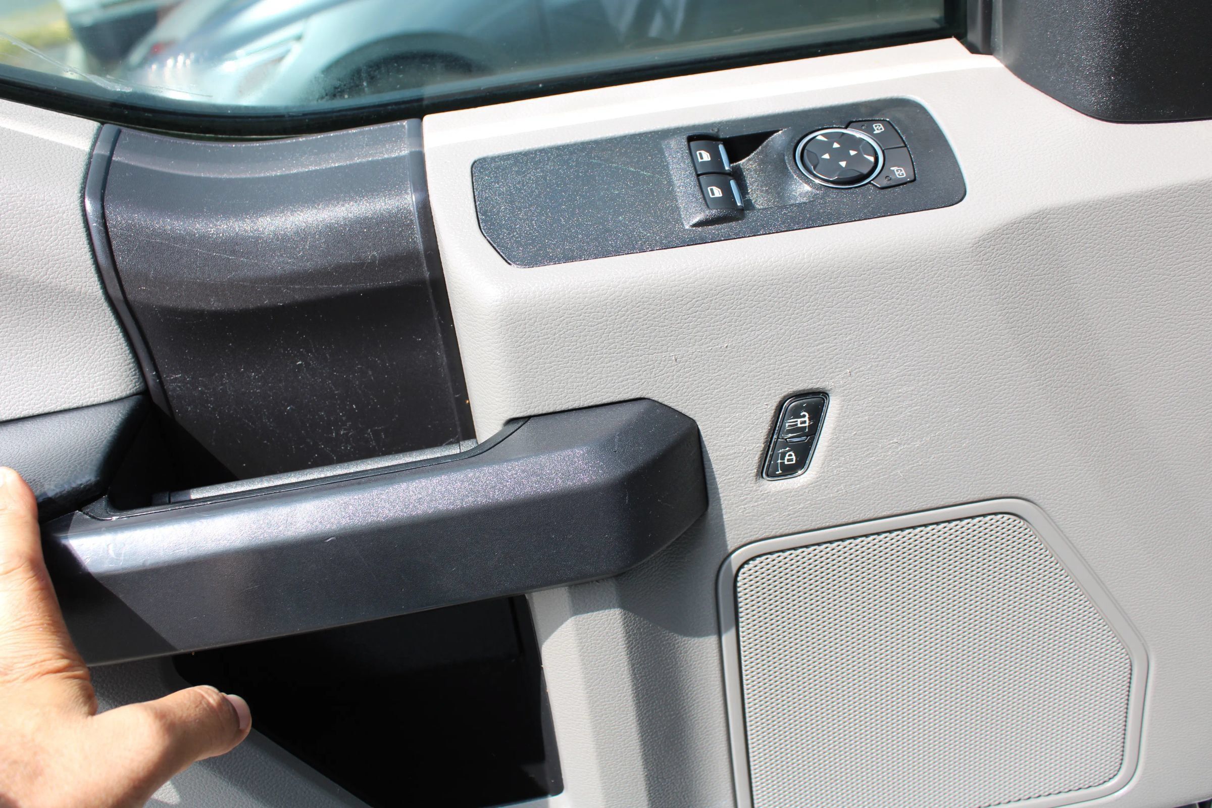 Used 2018 Ford F150 XL w/ Equipment Group 101A Mid RWD image 18