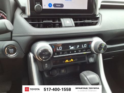 Used 2024 Toyota RAV4 XLE FWD image 21