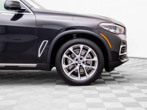 Used 2023 BMW X5 xDrive40i w/ Premium Package image 36