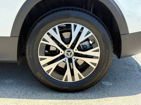 Used 2026 Mercedes-Benz GLB 250 image 19