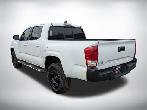 Used 2020 Toyota Tacoma SR w/ SR Convenience Package image 6