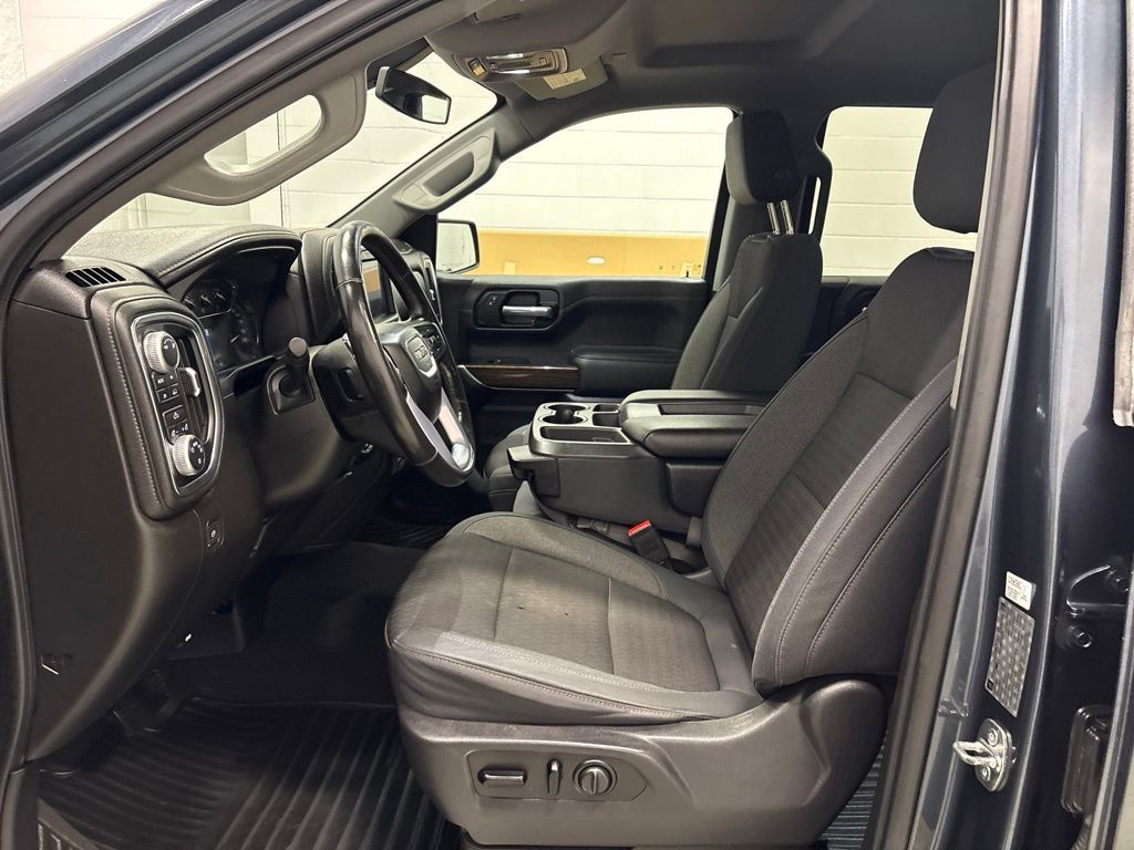Used 2019 GMC Sierra 1500 SLE w/ Preferred Package AWD/4WD image 18