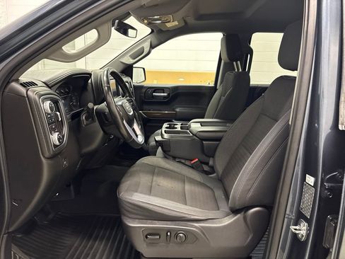 Used 2019 GMC Sierra 1500 SLE w/ Preferred Package AWD/4WD image 18