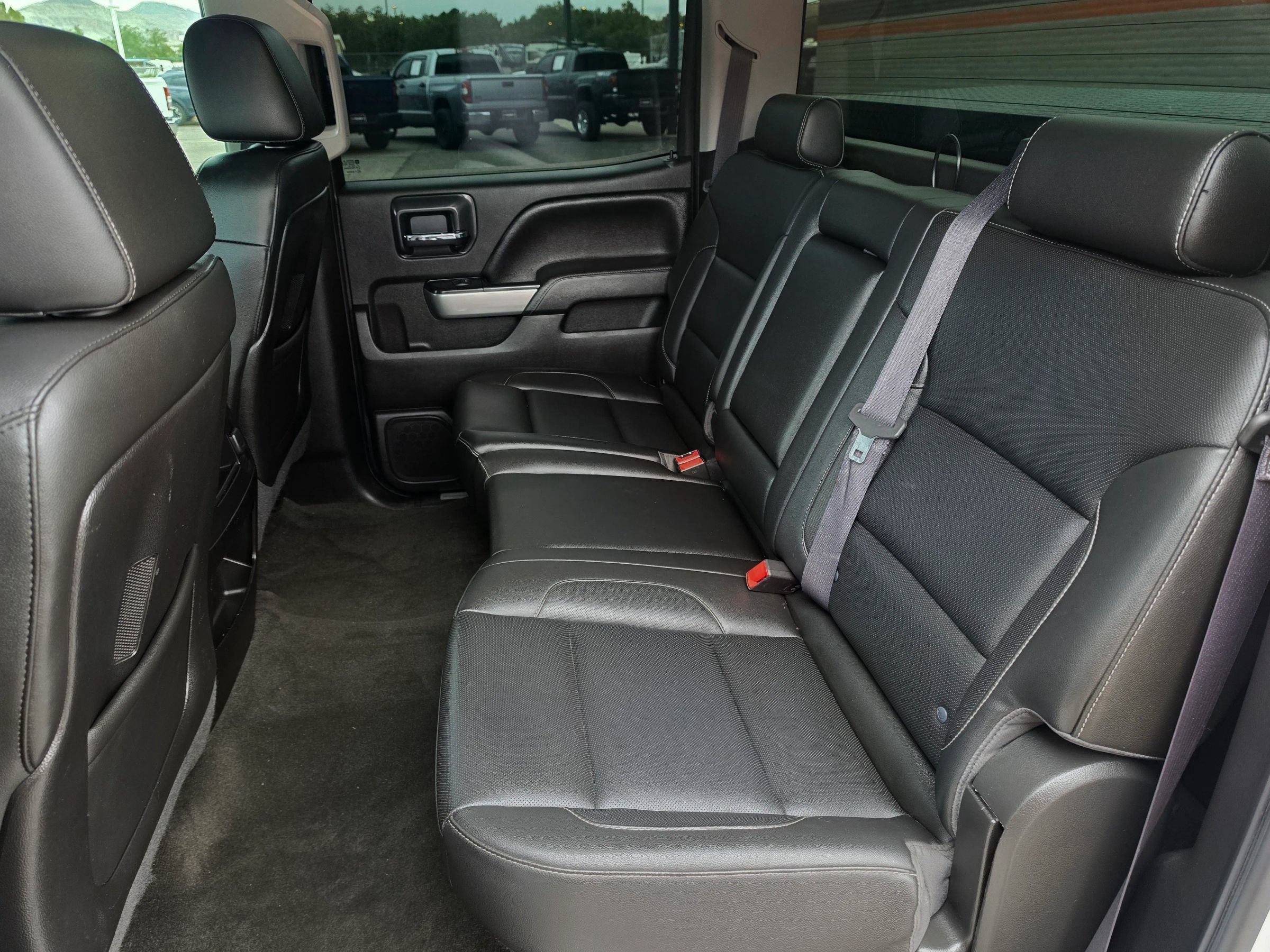 Used 2015 Chevrolet Silverado 2500 LTZ w/ Duramax Plus Package AWD/4WD image 18