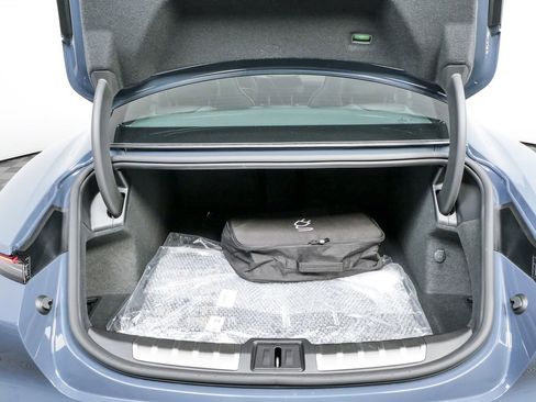 New 2026 Porsche Taycan image 30