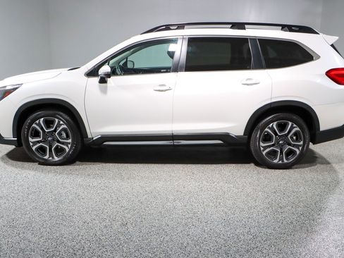 Used 2023 Subaru Ascent Limited AWD/4WD image 10