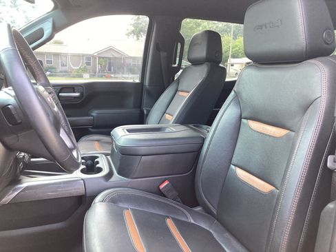 Used 2022 GMC Sierra 1500 AT4 w/ AT4 Premium Package AWD/4WD image 3