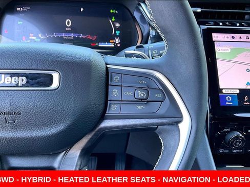 Used 2023 Jeep Grand Cherokee 4WD 4xe image 12