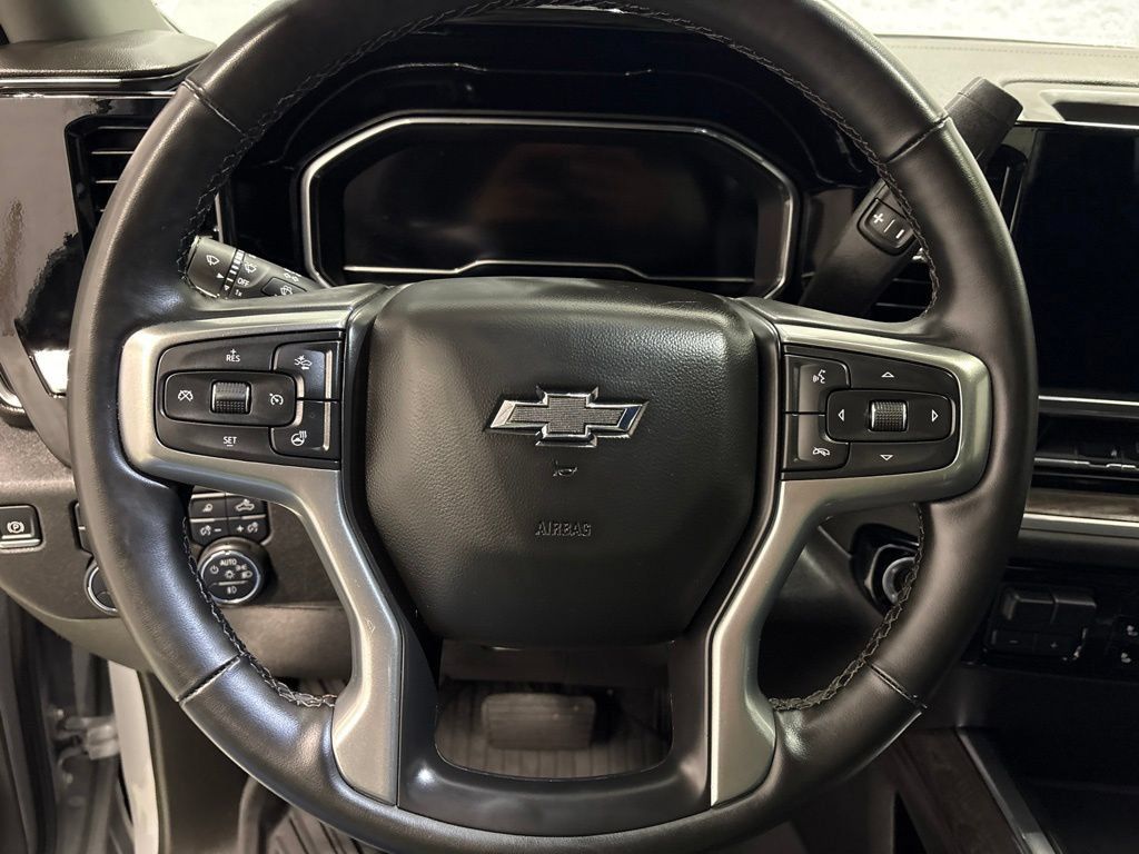 Used 2024 Chevrolet Silverado 3500 LTZ w/ LTZ Plus Package AWD/4WD image 24