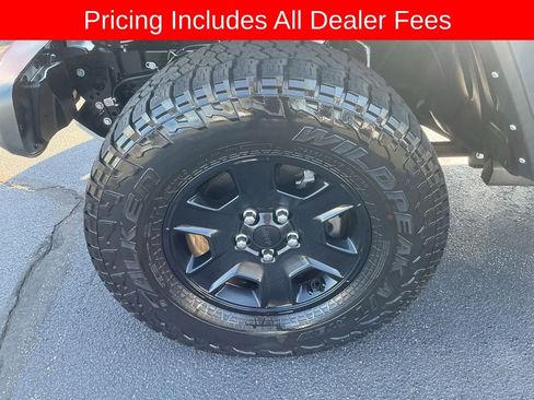 Used 2021 Jeep Gladiator Mojave w/ Cold Weather Group AWD/4WD image 8