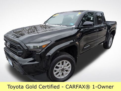Certified 2024 Toyota Tacoma SR5 image 1
