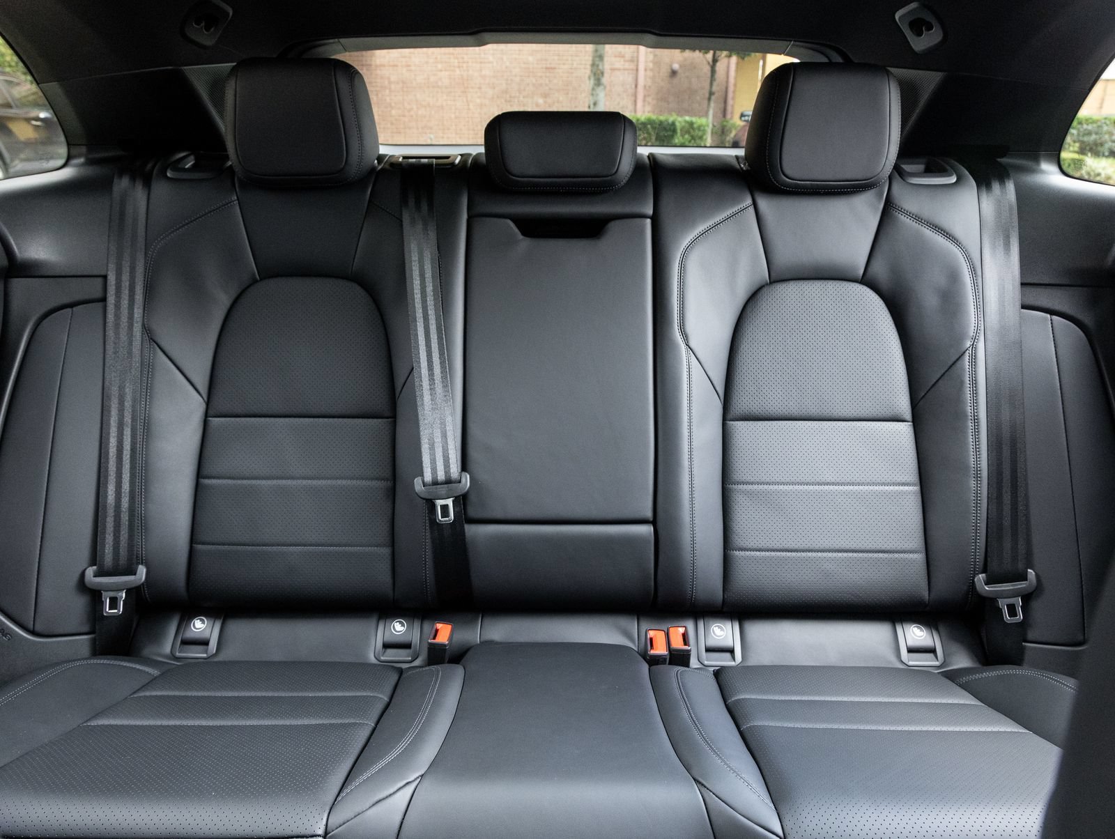 Certified 2026 Porsche Macan 4 Electric AWD/4WD image 27
