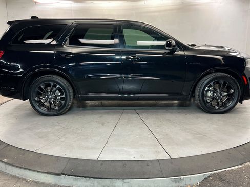 Used 2022 Dodge Durango R/T w/ Blacktop Package AWD/4WD image 6