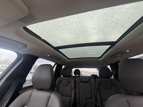 Used 2025 Volvo XC90 B6 Ultra image 21