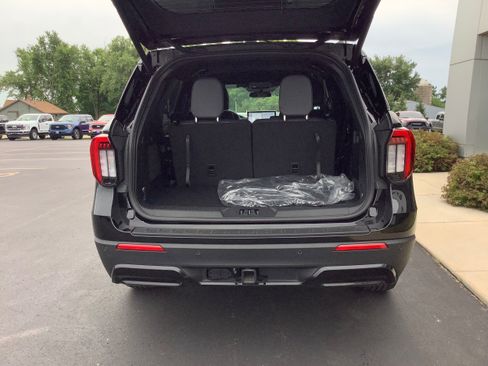 New 2026 Ford Explorer ST-Line AWD/4WD image 6