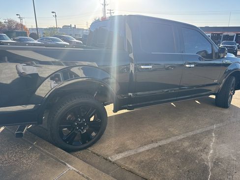 Used 2017 Ford F150 Limited w/ Trailer Tow Package image 6
