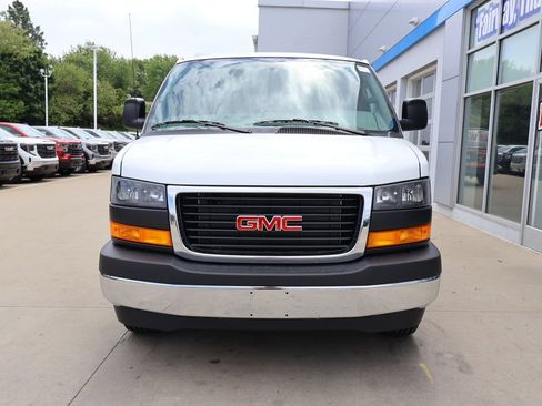 New 2026 GMC Savana 2500 w/ Enhanced Convenience Package RWD image 6