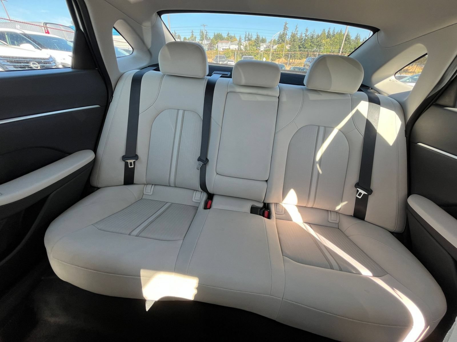Used 2025 Hyundai Sonata SEL FWD image 38