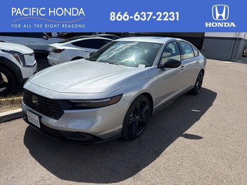 Used 2023 Honda Accord Sport image 1