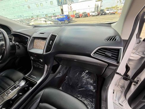 Used 2019 Ford Edge SEL w/ Equipment Group 201A image 55