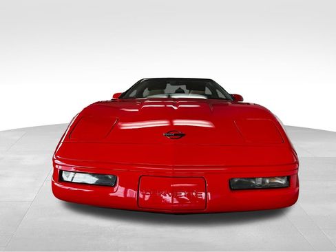 Used 1996 Chevrolet Corvette Coupe RWD image 9