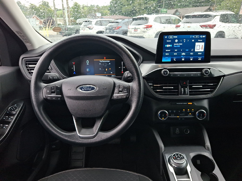 Used 2025 Ford Escape Active AWD/4WD image 11