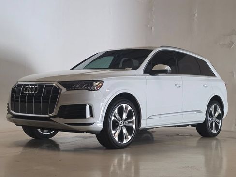 Used 2023 Audi Q7 3.0T Premium Plus w/ Premium Plus Package AWD/4WD image 1