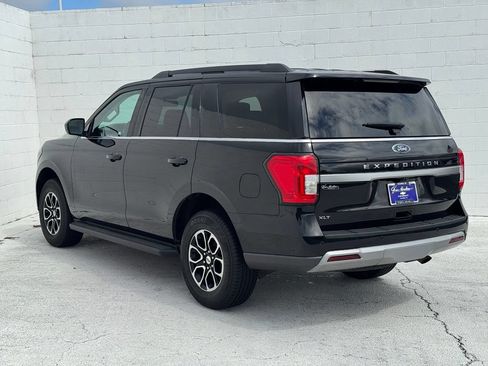Used 2024 Ford Expedition XLT AWD/4WD image 11