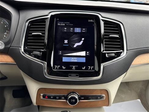 Used 2016 Volvo XC90 T6 Inscription w/ Vision Package image 34