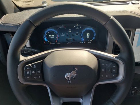 New 2025 Ford Bronco Outer Banks image 29