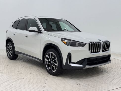 New 2026 BMW X1 xDrive28i w/ Convenience Package image 7