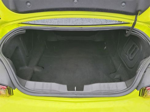 Used 2021 Chevrolet Camaro SS image 17