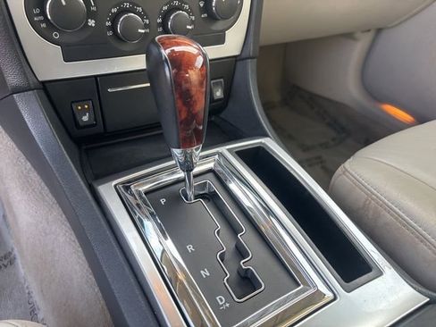 Used 2007 Chrysler 300 C w/ Protection Group II image 31