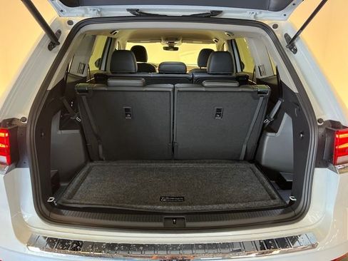 New 2026 Volkswagen Atlas SE FWD image 5