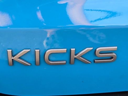 Used 2025 Nissan Kicks SR AWD/4WD image 18