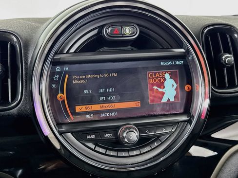 Used 2019 MINI Cooper Countryman FWD image 32