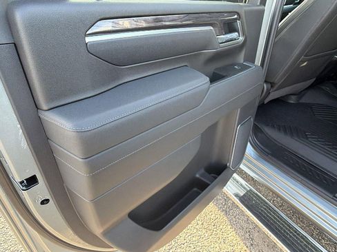 New 2026 Chevrolet Silverado 2500 LTZ w/ LTZ Premium Package AWD/4WD image 15