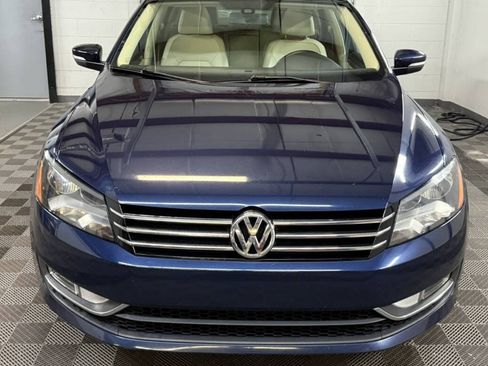 Used 2015 Volkswagen Passat 1.8T SE FWD image 3
