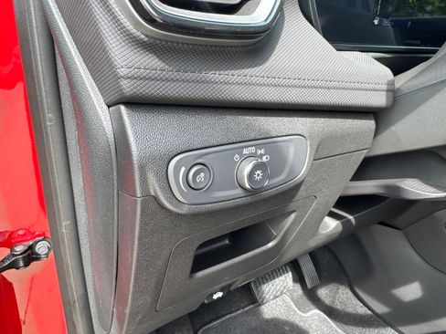 New 2026 Chevrolet TrailBlazer LT w/ Convenience Package FWD image 20