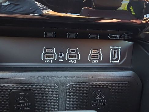 Used 2025 RAM 1500 Limited AWD/4WD image 20