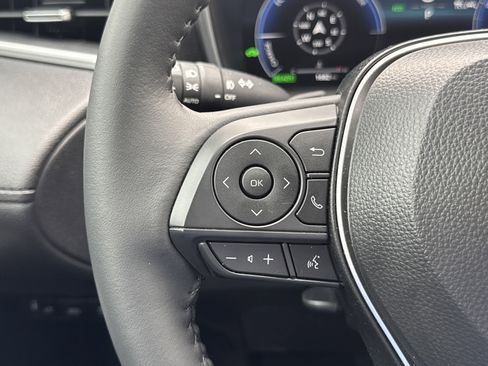 Used 2026 Toyota Corolla Cross XSE w/ Convenience Package image 14