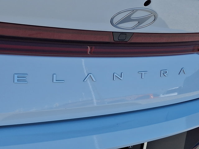Certified 2026 Hyundai Elantra SEL Sport FWD image 31